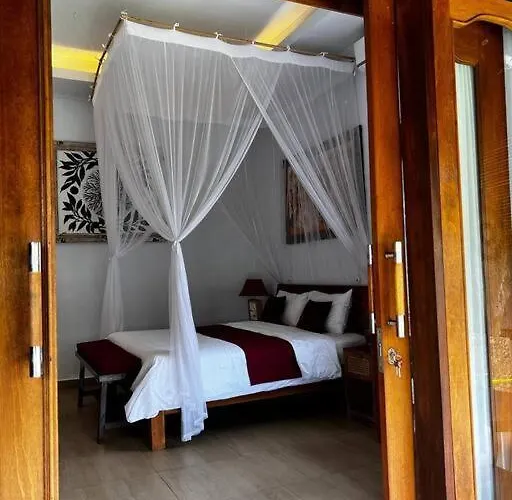 Nelayan Home, 2 Bedroom With Garden Near The Sea Villa