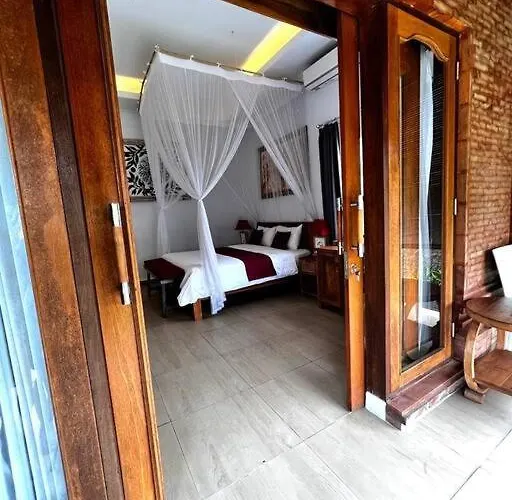 Nelayan Home, 2 Bedroom With Garden Near The Sea