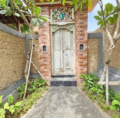 Nelayan Home, 2 Bedroom With Garden Near The Sea
